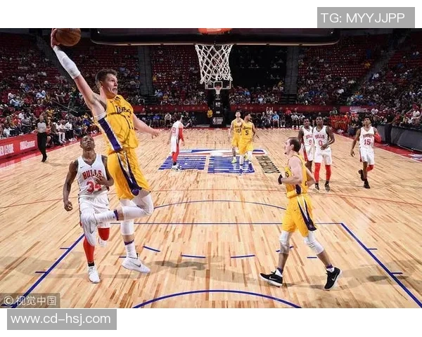 2015年公牛与骑士激战回顾：经典对决中的战术较量与球星表现分析