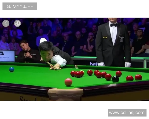 丁俊晖与颜丙涛激战正酣赛况分析与精彩瞬间回顾 丁俊晖与颜丙涛激战正酣赛况分析与精彩瞬间回顾