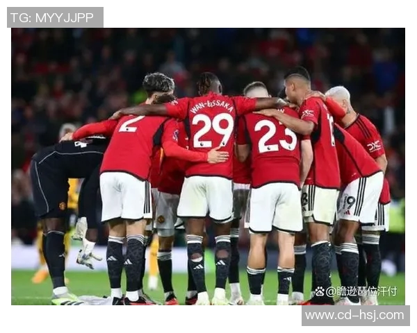 曼联与大巴黎巅峰对决海报展现激情与荣耀的足球盛宴