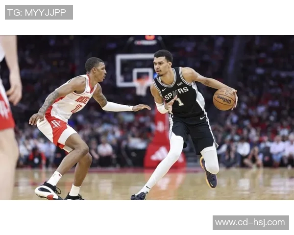 火箭队与马刺队2018年11月11日精彩对决视频回放分析与精彩瞬间回顾