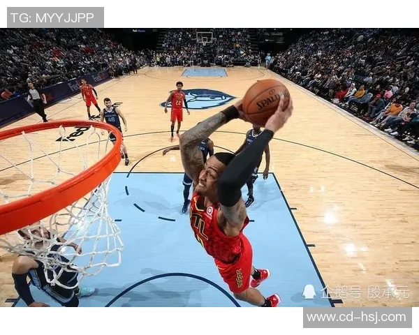 特雷杨引领新时代篮球风潮展现无限潜力与激情