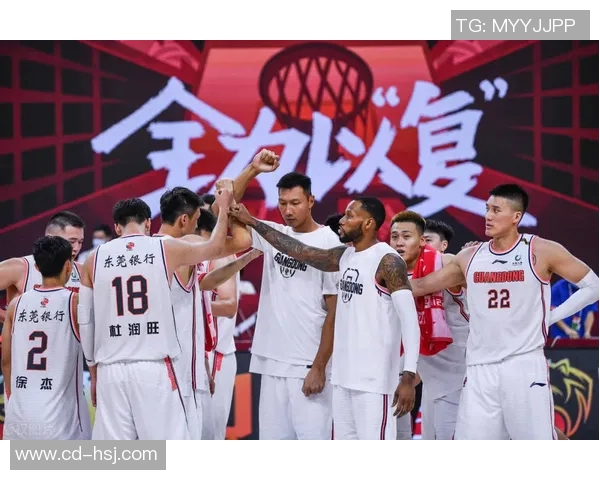 上海队与四川队在CBA赛场的激烈对决引发球迷热议与期待