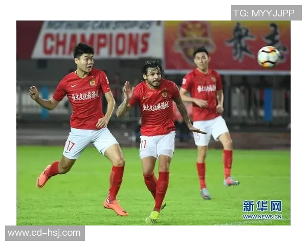 广州恒大与申花精彩对决回放分析及赛后精彩瞬间回顾