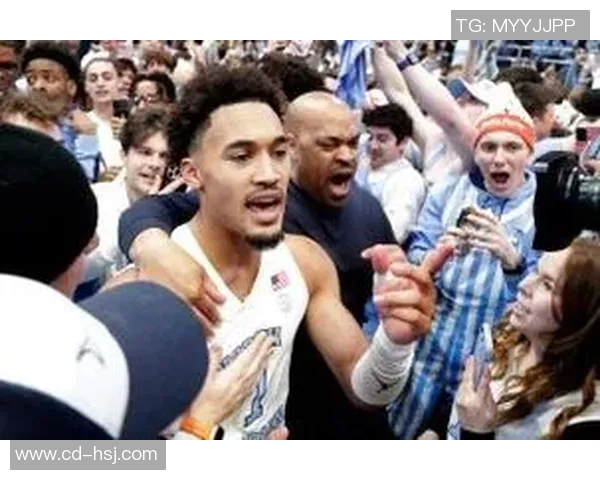 杜克大学与北卡罗来纳州大学的激烈对决揭示篮球传统与未来的碰撞